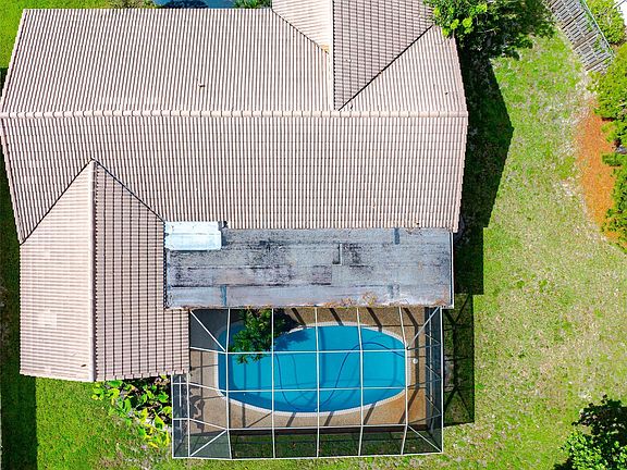 4th image of 10073 NW 7th Court