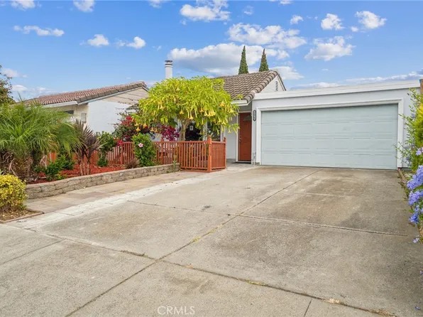 32960 Lake Mead Dr, Fremont, CA 94555