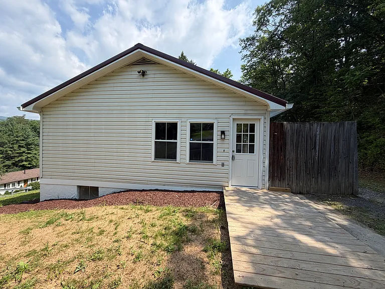 11024 Highland Estates Dr NE #1 — Photo 37
