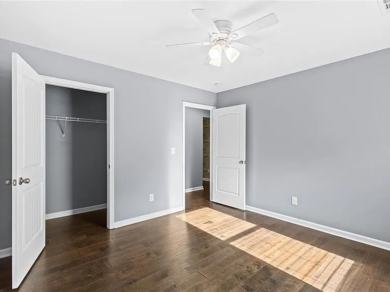 407 Aviary Ln — Photo 43