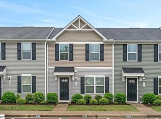 528 Hampton Townes Dr, Greenville, SC 29617