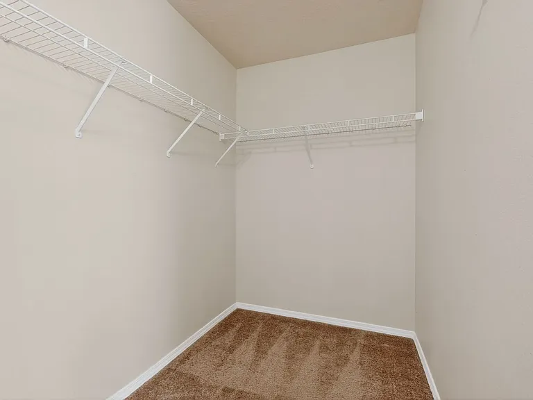 5841 Sandoval Dr NE — Photo 38