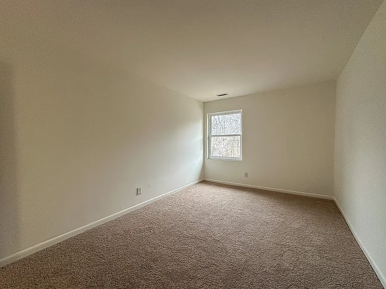 Woodcrest Village — Photo 12