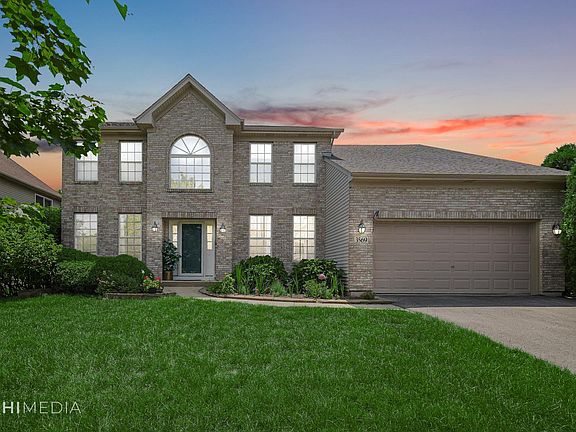 3rd image of 3569 Charlemaine Dr