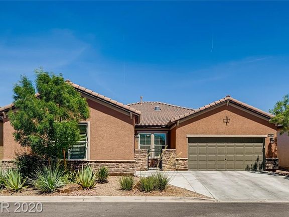2nd image of 7466 Desert Wildflower St