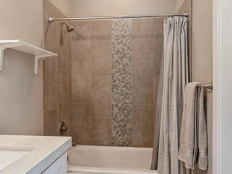 343 Park Blvd — Photo 17