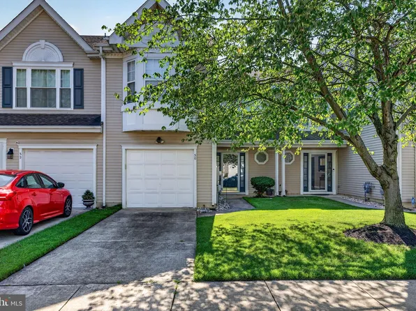 30 Stokes Rd, Mount Laurel, NJ 08054