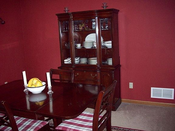 Formal dining room
