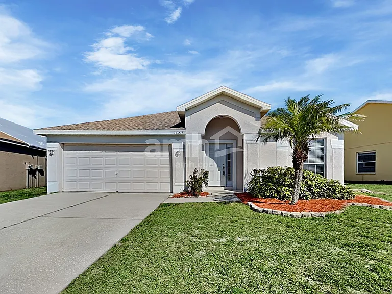12517 Midpointe Dr — Photo 1