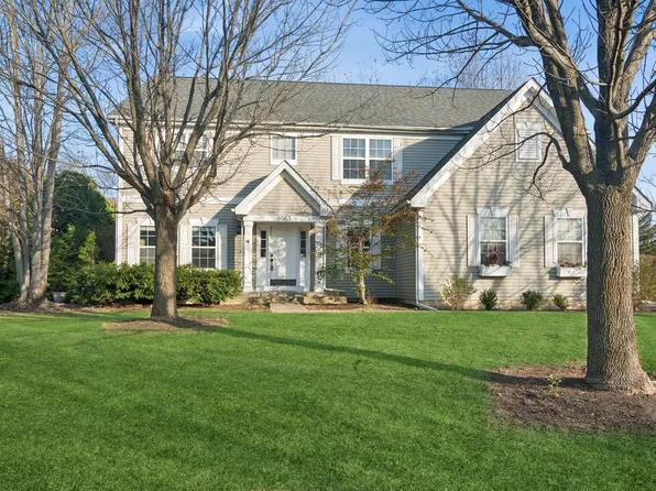 8063 Orchard Cmns E, Long Grove, IL 60047