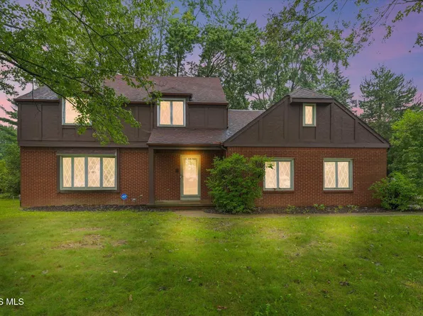 5660 Cresthaven Ln, Toledo, OH 43614