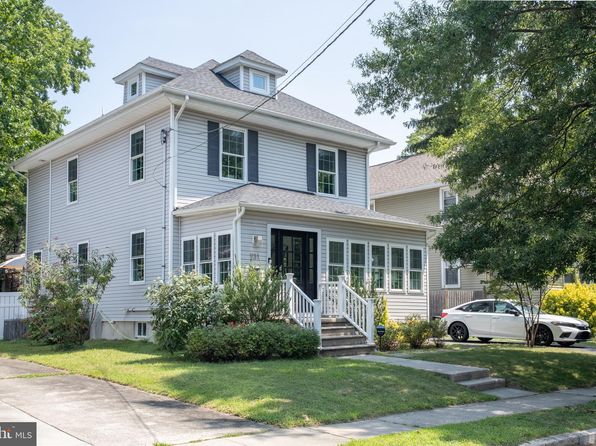 931 Stokes Ave