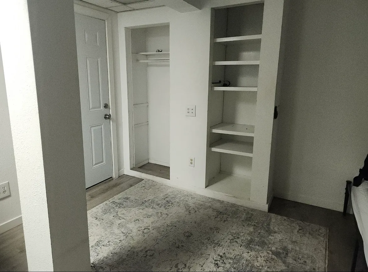1555 Jasper Ave — Photo 3