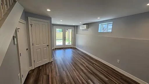 618 Tewkesbury Pl NW — Photo 13