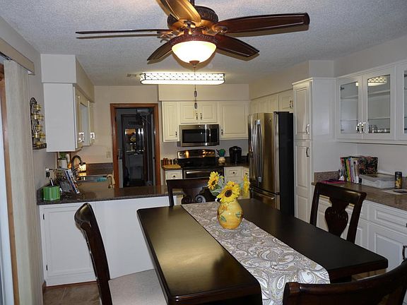 5th image of 104 Kaw Ct