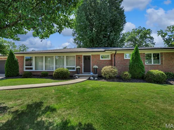 705 Cordell Ct, Saint Louis, MO 63132