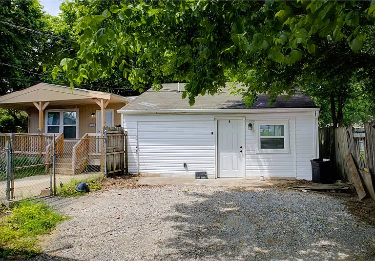 310 S 49th Ave W #R — Photo 1