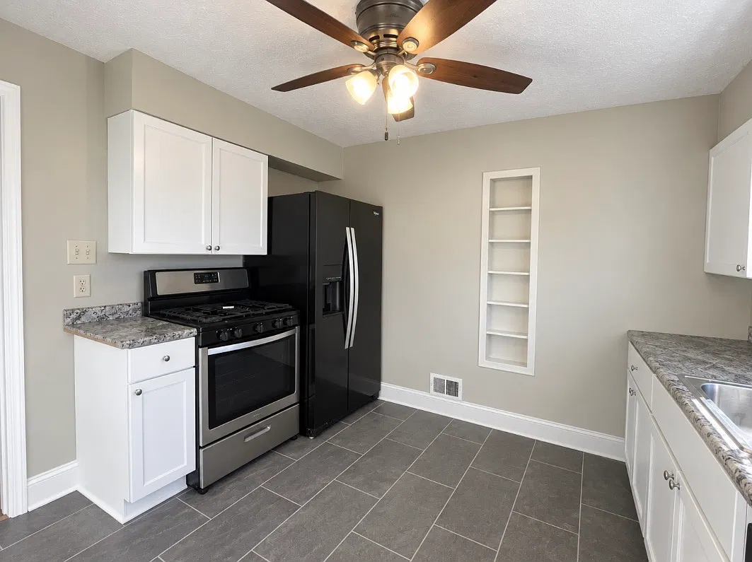 2 bed, 1584 sqft, $1,500 — Photo 4