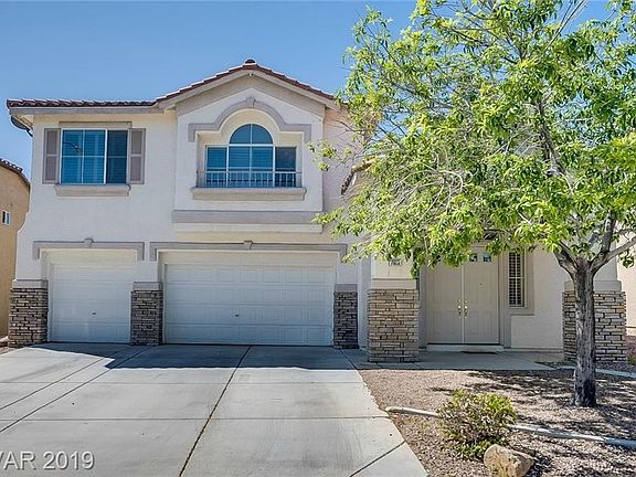 Great 3 car garage and double door entry!