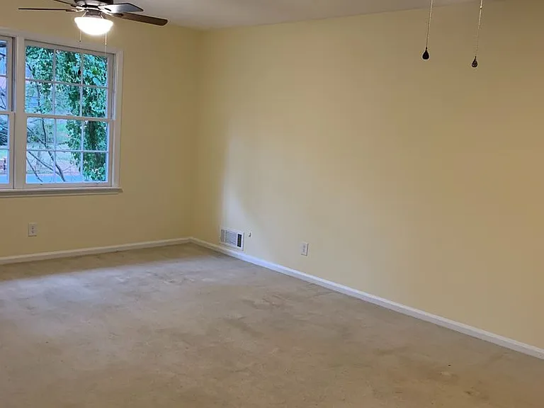 200 Rollingwood Dr — Photo 24