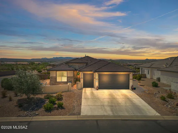 1803 N Bayshore Dr, Green Valley, AZ 85614