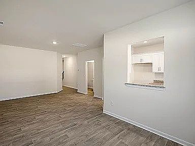 3rd image of 1703 Gracie Ln