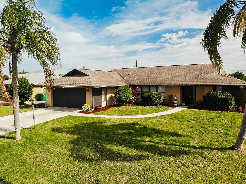 1st image of 2019 SW Morelia Ln