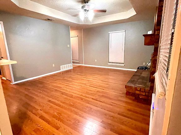 4th image of 5218 Wild Horse Ct #1