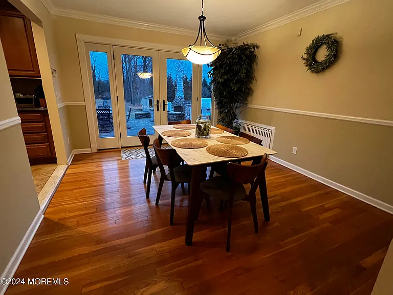 499 W Park Ave — Photo 7