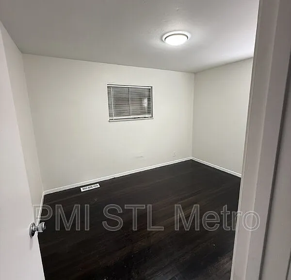 10613 Spring Garden Dr — Photo 6