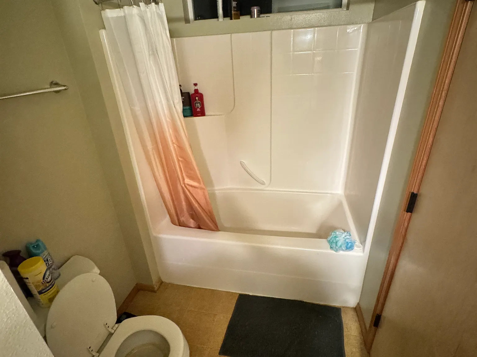 2 bed, 1300 sqft, $800 — Photo 4