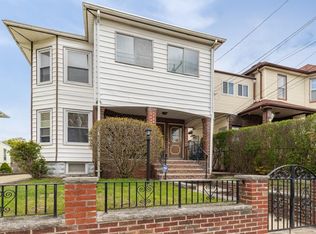 96 Magoun Ave, Medford, MA 02155