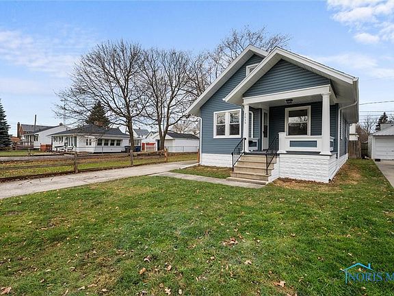 3rd image of 2635 119th St