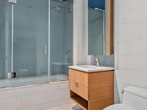 5th image of 303 E 33rd St APT 2B