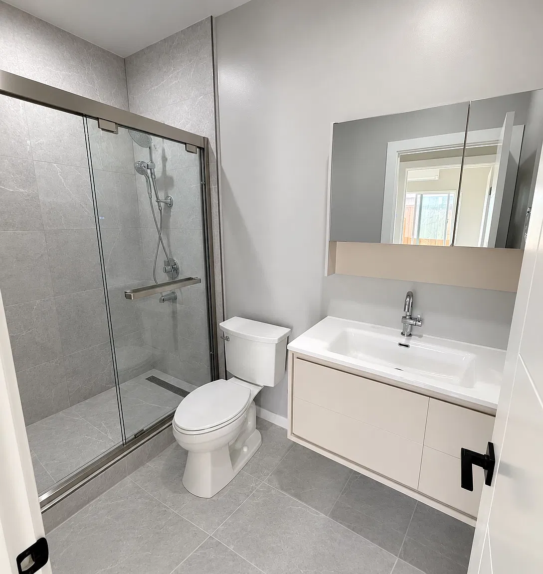1 bed, 400 sqft, $3,000 — Photo 3