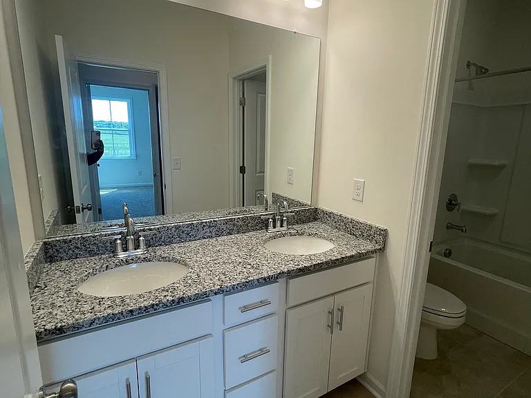 5760 Coulee Ln — Photo 22