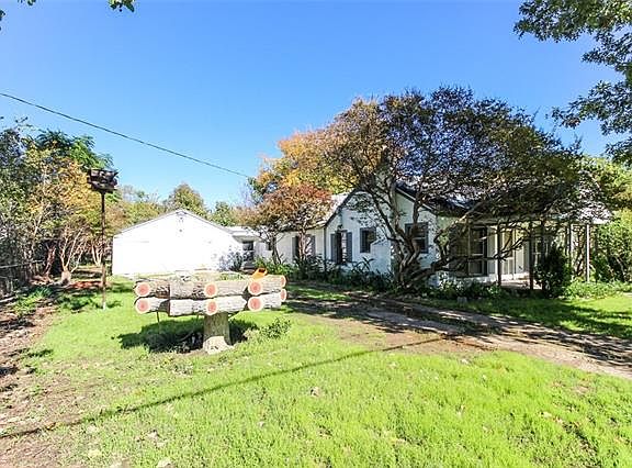 2nd image of 2517 Havenhurst Ave