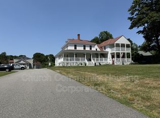 171 Conanicus Ave APT D, Jamestown, RI 02835