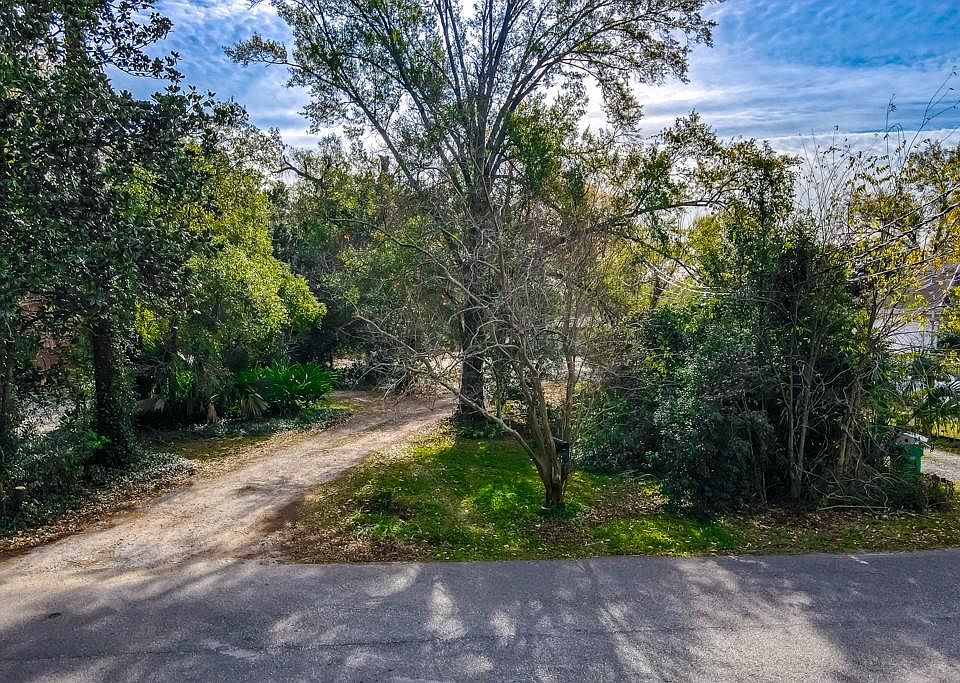 1st image of 263 Midway Dr