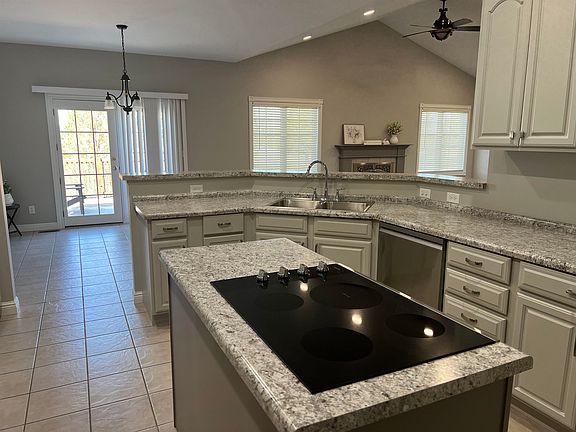 3rd image of 9554 S Sierra Drive