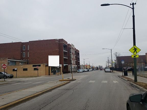 5th image of 6519 W Belmont Ave