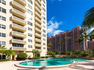 90 Edgewater Dr APT 611, Coral Gables, FL 33133
