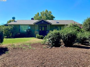 2900 Crestview Dr, Newberg, OR 97132