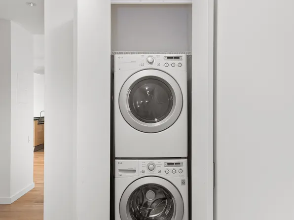 325 Fifth Avenue image 12 of 19