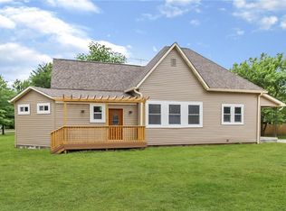 2800 Shelby Ave, Mattoon, IL 61938