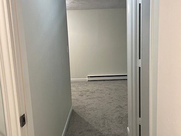 5th image of 96 Fountain Ln APT 4