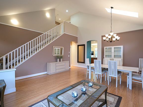 4th image of 5300 Admiral Way #31
