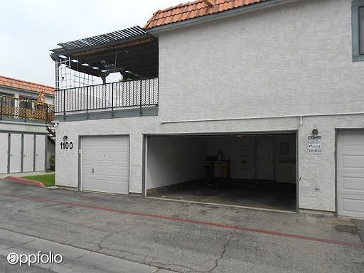4th image of 1100 Willow Tree Dr Unit C