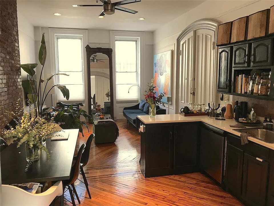 1st image of 6 Macdonough St APT 2