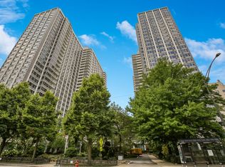 4250 N Marine Dr APT 2210, Chicago, IL 60613